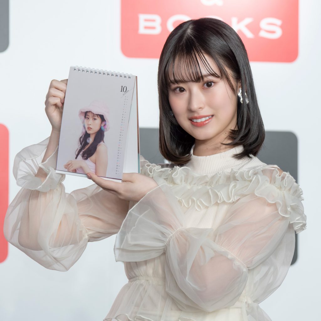 「井本彩花2024.4-2025.3カレンダー」発売記念取材会より