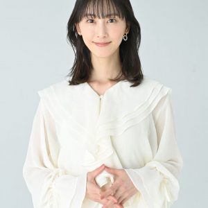 松井玲奈が“ありのままの自分”をつづった3年ぶりのエッセイ集「私だけの水槽」発売決定