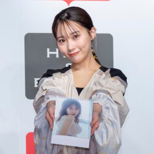 田中美久、お気に入りはジョッキ片手のカット「すごく顔が赤くなっている」