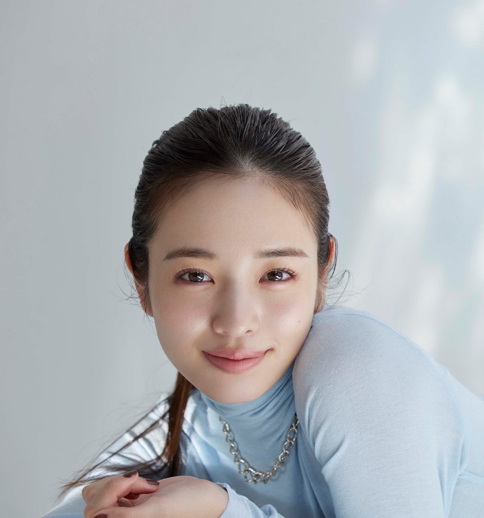 横田真悠