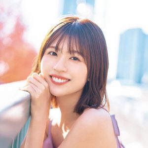 日向坂46松田好花『週刊少年マガジン』表紙を飾る！1st写真集より貴重なアザーカット先行公開