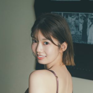 日向坂46高本彩花、お気に入りのランジェリー姿を披露「もうひとつ注目してほしいのは足の裏(笑)」