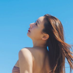 “肩書が多すぎる美女”藤渡小百合、今度は初グラビアに挑戦