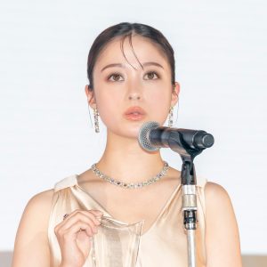 橋本環奈「ジェリーに似合う女性になれたら」第35回日本ジュエリーベストドレッサー賞20代部門に選出