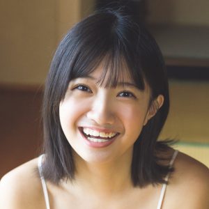 “笑顔の天才”石井優希、いつもニッコニコ…『週プレ』グラビア初登場