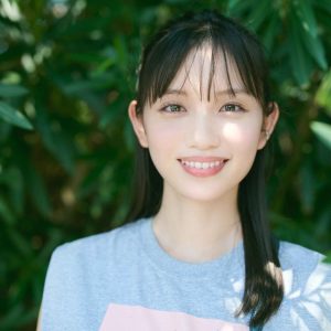 テレ東・田中瞳アナ、初のフォト＆エッセイ発売決定「恥ずかしいけれど見てみてください」