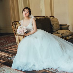 藤田ニコル、ウエディングドレス姿を披露「理想の結婚式の形はできそう」「1年くらい準備しています」