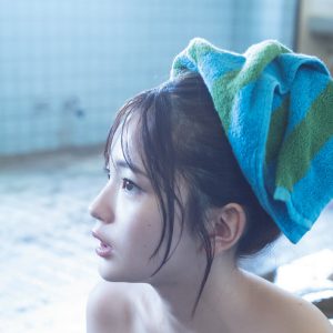 ニート生活から大ブレイク…元AKB48福留光帆、目が離せないグラビアショット