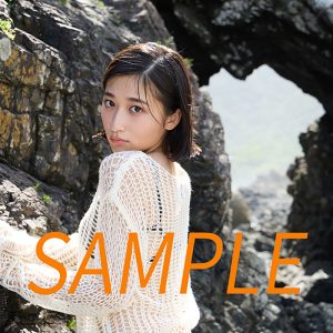 「Devil ANTHEM.」水野瞳1st写真集より真紅のドレスから水着姿まで…お渡し会特典生写真カット10種解禁