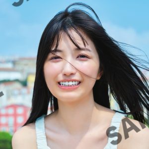 乃木坂46五百城茉央1st写真集“未収録カット”で構成されたポスター＆ポストカード全19種解禁