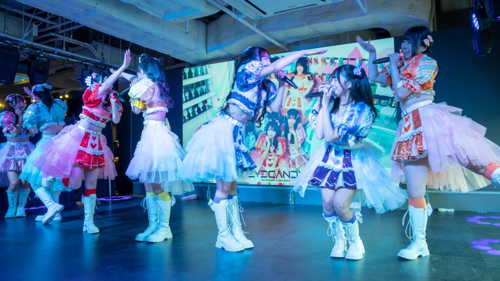 7人組新アイドルグループ「EYE CANDY」デビュー記念ライブより