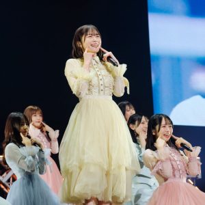 「日向坂46 丹生明里卒業セレモニー」オレンジ色に染まった会場で披露した「絶対にやりたい曲たち」