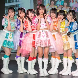 制コレ準グランプリ・松島かのん“リーダー”7人組新アイドルグループ「EYE CANDY」正統派のカワ楽しいデビューライブ開催