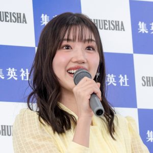 日向坂46佐々木美玲、メモリアルな写真集は「晴天です！」佐々木久美・東村芽依・金村美玖にも感謝