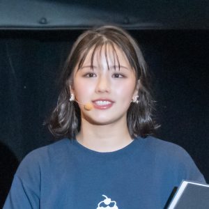 渡邉美穂「いつ見てもかわいいよねぇ～」、スペシャルゲストの齊藤なぎさと大盛り上がり