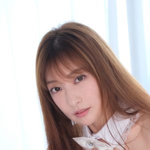 “グラドルレジェンド”熊田曜子、42歳になってもますます進化し続けるスーパーボディーにカメラが密着