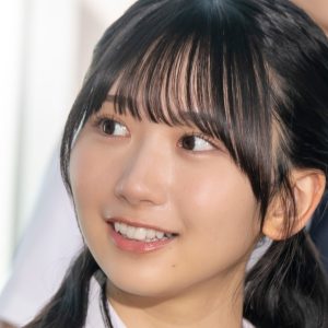 日向坂46藤嶌果歩、メンバーに“ビジネスキャラ”をバラされ頭を抱える「やばい、やばい、やばい…」