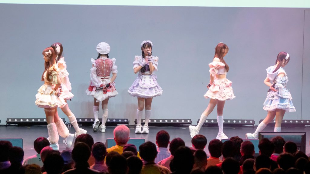 ラフ×ラフpresents『アイドル天下一大喜利武道会』より、後半の『ドラマチックレコード』ライブ