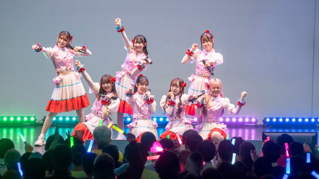 ラフ×ラフpresents『アイドル天下一大喜利武道会』は『考える時間をください』で幕開け