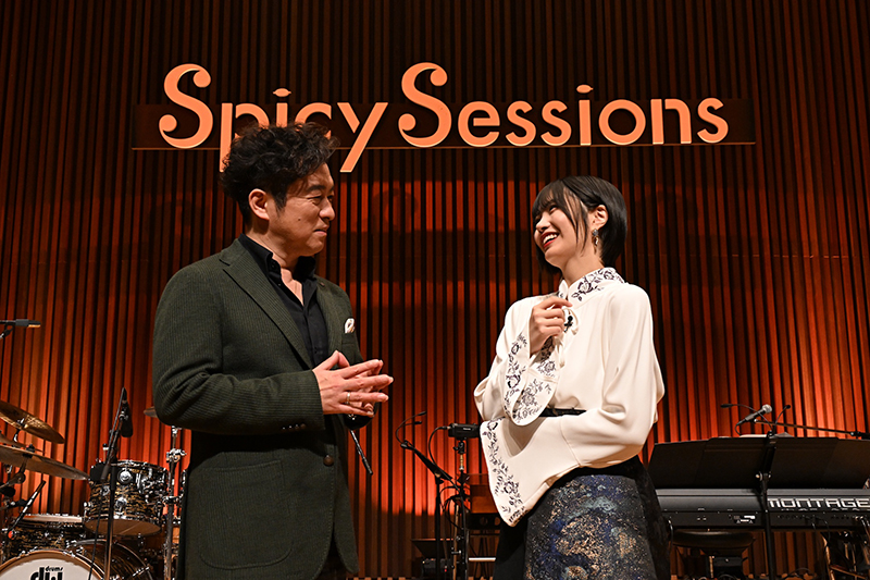 『Spicy Sessions(スパイシーセッションズ)』より