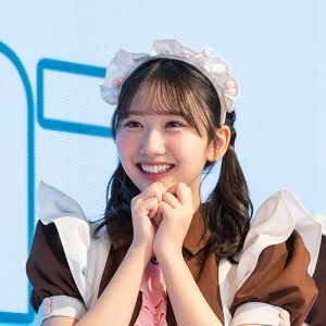 かわいいの大渋滞…日向坂46四期生がメイドさん姿で登場