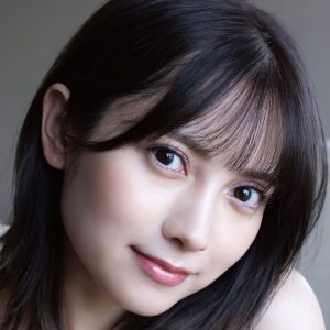 桃月なしこ、ランジェリー姿で芸術的な曲線美を披露「めっちゃカワイイ」「相変わらずおキレイ」「スタイル良くて最高」