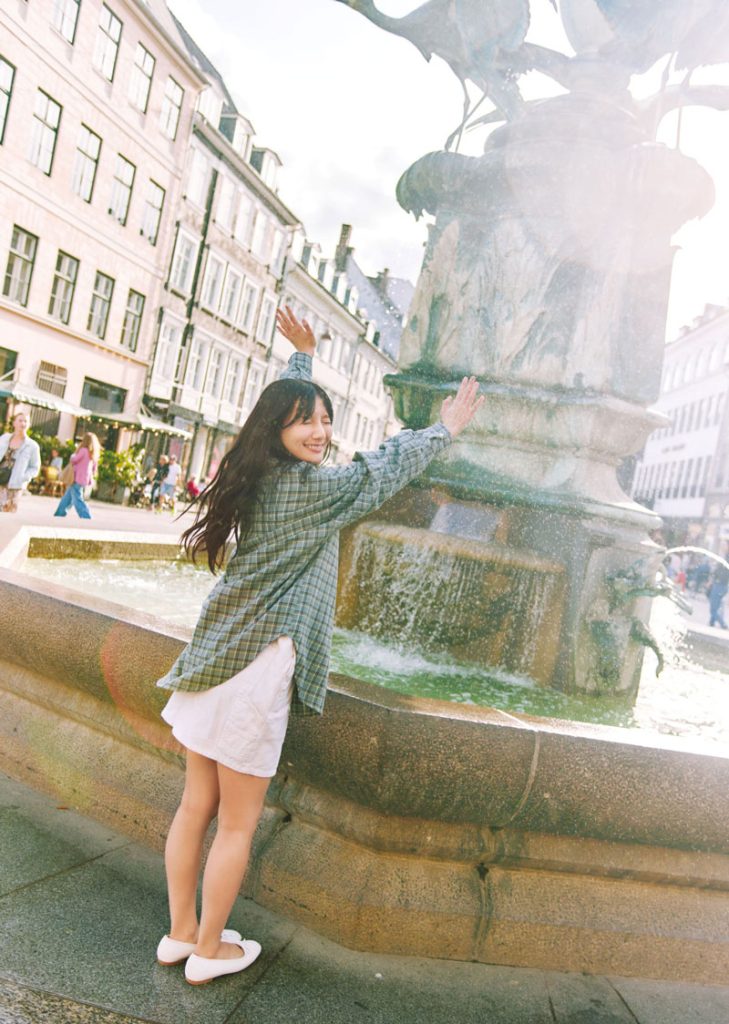 日向坂46・河田陽菜2nd写真集『テイクオフ』@Loppi・HMV限定版裏表紙