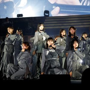 乃木坂46「40thSGアンダーライブ」松尾美佑・矢久保美緒の卒業セレモニーにクリスマス特別企画、『純粋とは何か?』を歌った日本武道館3dyasが閉幕!