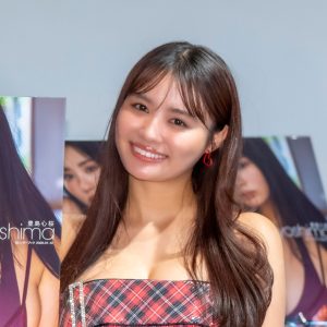 “わがままボディ”豊島心桜、お気に入りは8月のカット「水着の色と形…髪がファサ~」
