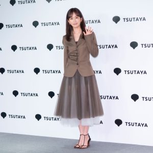 前田敦子「男性と歩いてみたいな~って妄想しながら」オーストリア・ウィーンの街を散策