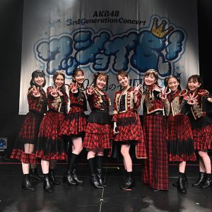 AKB48 3期生、20年目の初日へ 旧overtureと涙がつないだ再会のステージ