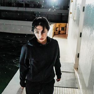武田梨奈、CGなしの生身アクションで挑む──神津島で描くノワールアクションの新境地『ピリオド』