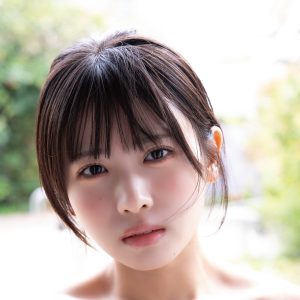 NMB48 芳賀礼インタビュー|「背中は見えているので、もっと貪欲にいきたい」1st写真集で注目を集めるグループの次世代エースは野心を燃やす