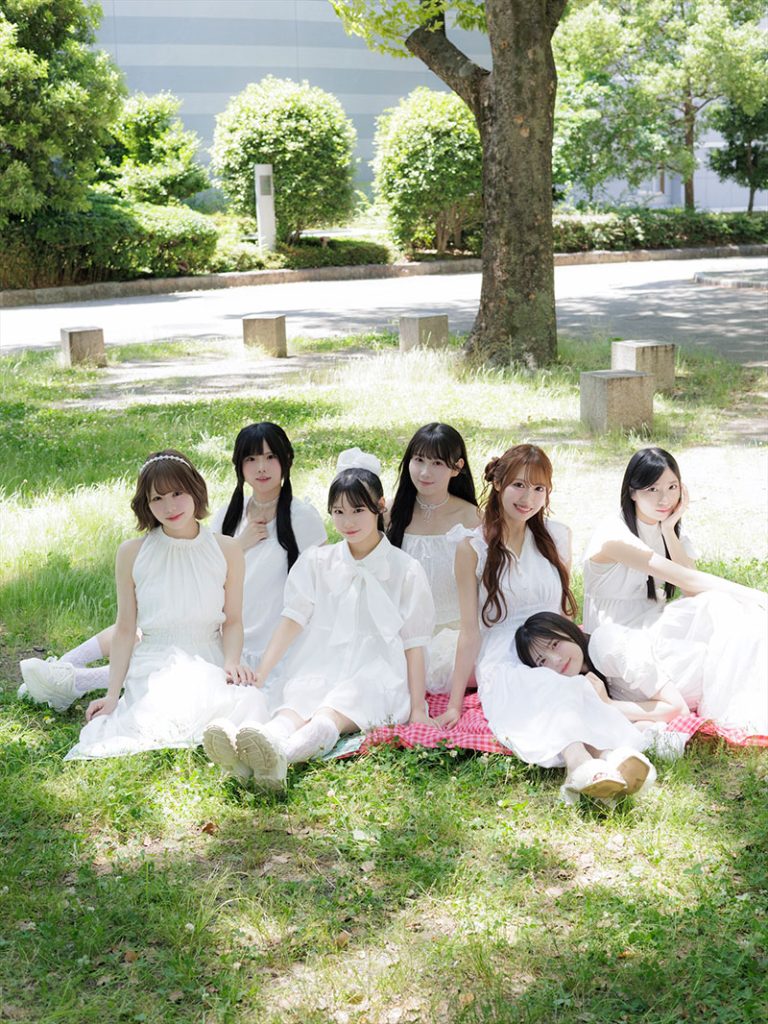 『日経エンタテインメント!SKE48 8期生 フォトブック〜約束。〜』(日経BP)撮影/青山裕企