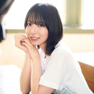 日向坂46渡辺莉奈、17歳の最強ピュアオーラがまぶしいグラビアショット