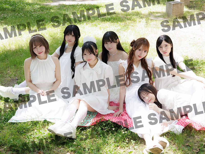 『日経エンタテインメント!SKE48 8期生 フォトブック〜約束。〜』(日経BP)より@Loppi・HMV限定特典ポストカード 撮影/青山裕企