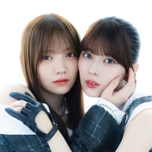 乃木坂46 岩本蓮加×田村真佑“真夏の全国ツアー”インタビュー|「愛想笑いをしてて(笑)。もう一歩踏み込みたいなと思ってます」“コミュ力お化け”田村の気になるメンバーとは