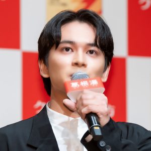 北村匠海、葛根湯CMで“目力”を再確認 風邪のサインや朝散歩の習慣も語る